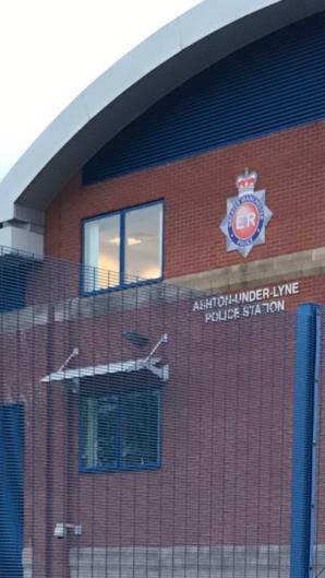 Piotr Mitręga pobił kolegę w obecności porwanego dziecka i własnej matki! Sprawa trafiła na brytyjską policję. Taką informację uzyskał od kolejnych informatorów Krzysztof Rutkowski