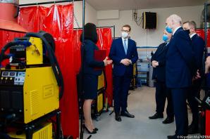 Premier: Inwestycja w edukację to serce „Polskiego Ładu”