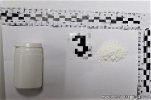 Zdumiewające odkrycie w Jaworze. Nowe suplementy  diety na bazie koksu. 