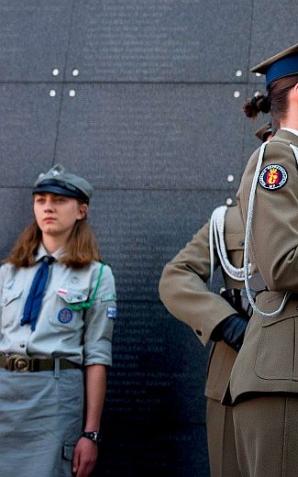 Premier Beata Szydło uczciła pamięć bohaterów Powstania Warszawskiego