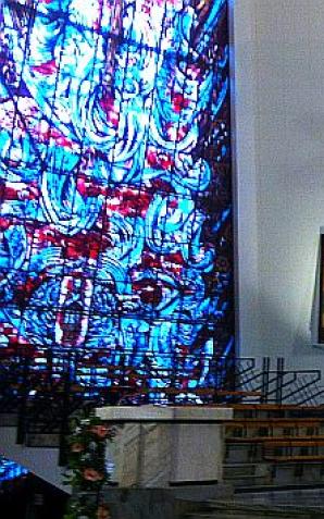 Słowo na niedzielę 5 listopada z Parafii św. Andrzeja Boboli, gdzie spoczęło w szklanej trumnie jego ciało. Od 360 lat nie uległo rozkładowi