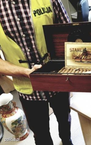 [VIDEO] Policjanci odzyskali rodzinne pamiątki skradzione w Niemczech