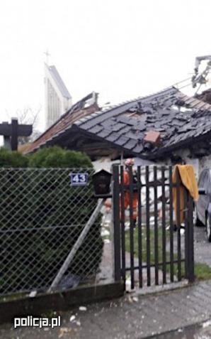Jedna osoba zginęła w wyniku wybuchu budynku w Kobiernicach. Śledczy ustalają okoliczności tragedii