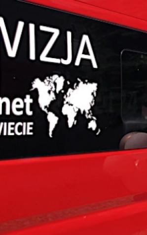 [VIDEO] PATRIOT24 EXCLUSIVE: Rutkowski balony przekazuje do przedszkola. Po 18-tce Kai.