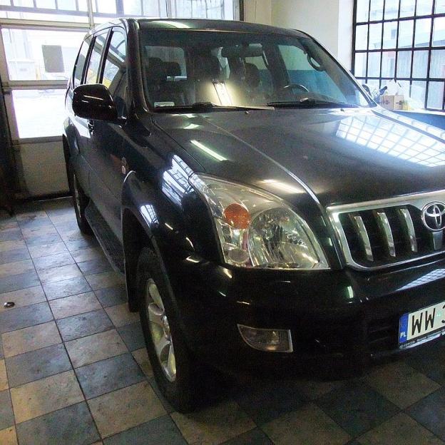  Rutkowski poszukuje skradzionej Toyoty Land Cruiser 