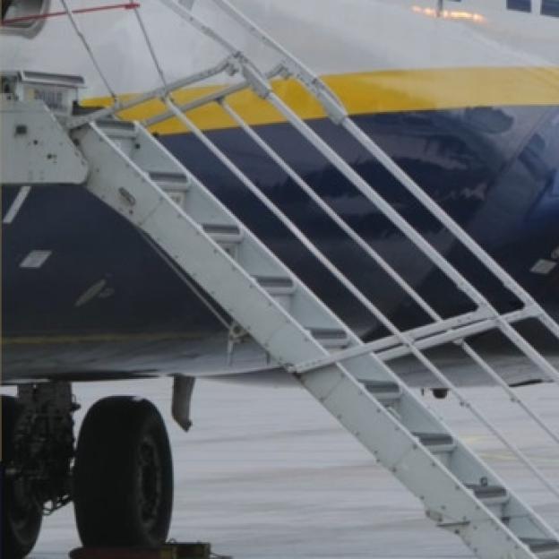 [VIDEO] Ministerstwo Edukacji Narodowej  i spotkanie branżowe z przedstawicielami branży transportu i przemysłu lotniczego
