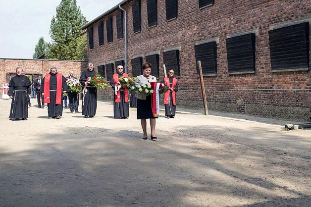 Premier Beata Szydło na obchodach 75. rocznicy męczeńskiej śmierci św. Maksymiliana Kolbego