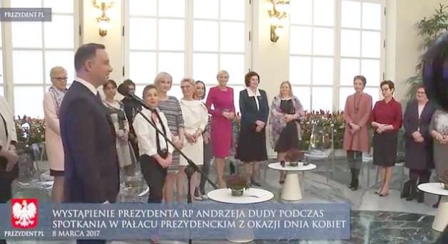 [VIDEO] Z okazji Dnia Kobiet Pierwsza Dama zaprosiła do Pałacu Prezydenckiego licznie przybyłe Panie