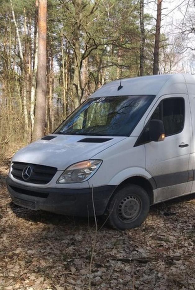 Lubin: policjanci odzyskali skradzionego mercedesa i zatrzymali złodzieja oraz pasera