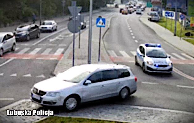 [VIDEO] Niebezpieczna szarża w centrum Zielonej Góry. Pirat drogowy zatrzymany i tymczasowo aresztowany